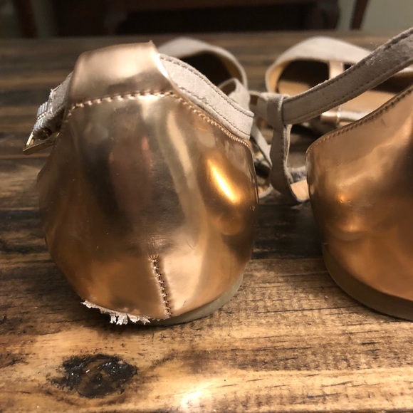 Xhilaration gold/taupe strappy pointed flats - Picture 3 of 4